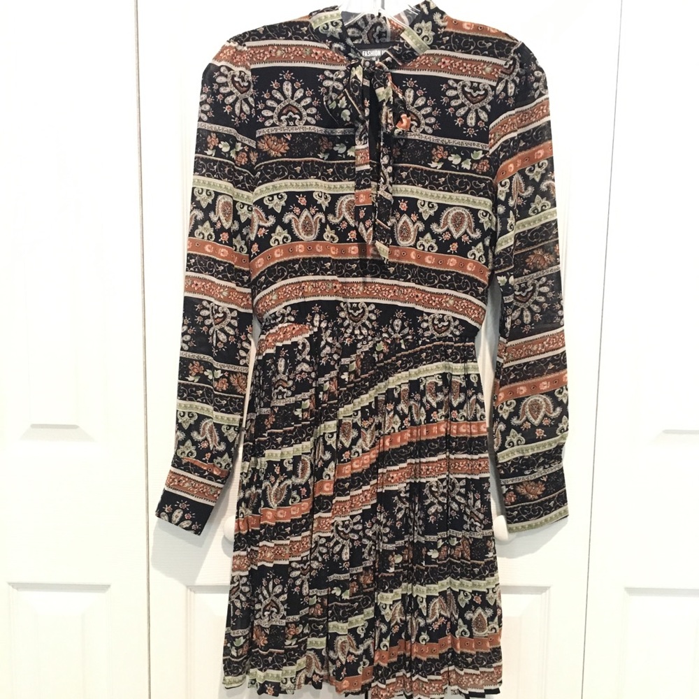 Womens pleated dress